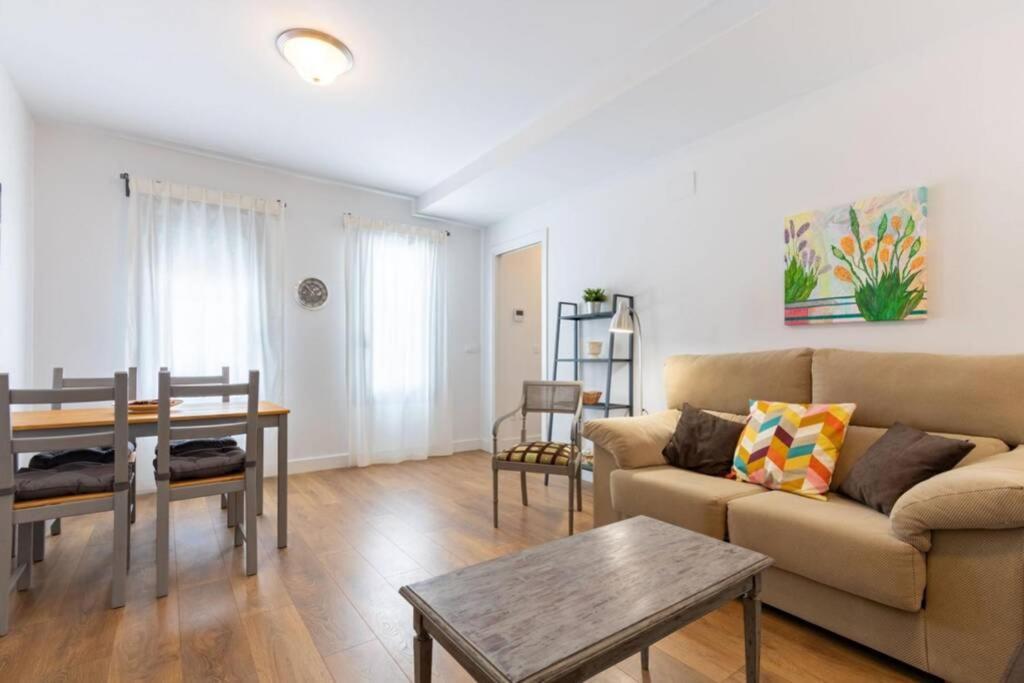 Apartamento Triana Pages Oasis By Valcambre Sevilla Exterior foto