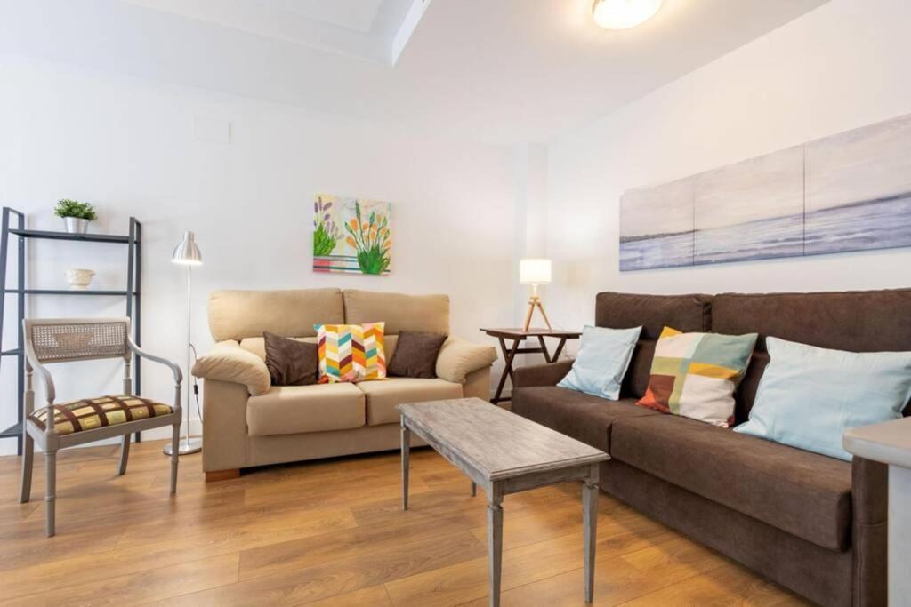 Apartamento Triana Pages Oasis By Valcambre Sevilla Exterior foto