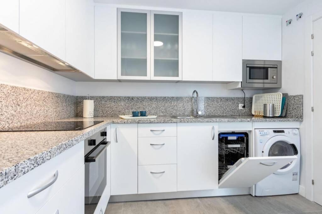Apartamento Triana Pages Oasis By Valcambre Sevilla Exterior foto