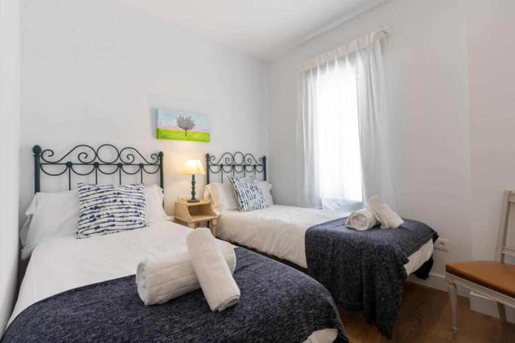Apartamento Triana Pages Oasis By Valcambre Sevilla Exterior foto