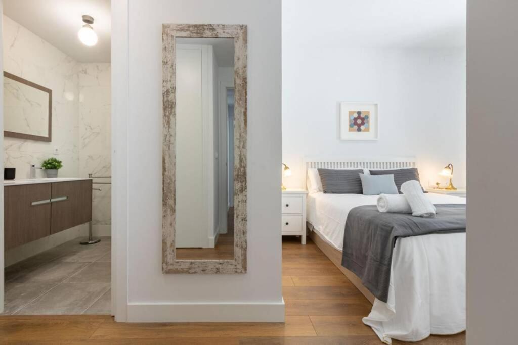 Apartamento Triana Pages Oasis By Valcambre Sevilla Exterior foto
