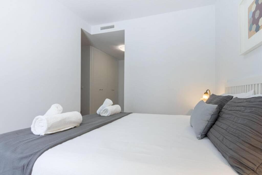 Apartamento Triana Pages Oasis By Valcambre Sevilla Exterior foto