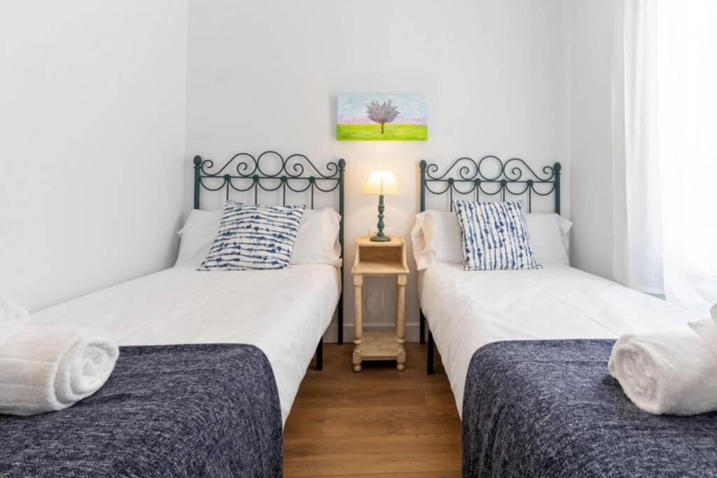 Apartamento Triana Pages Oasis By Valcambre Sevilla Exterior foto